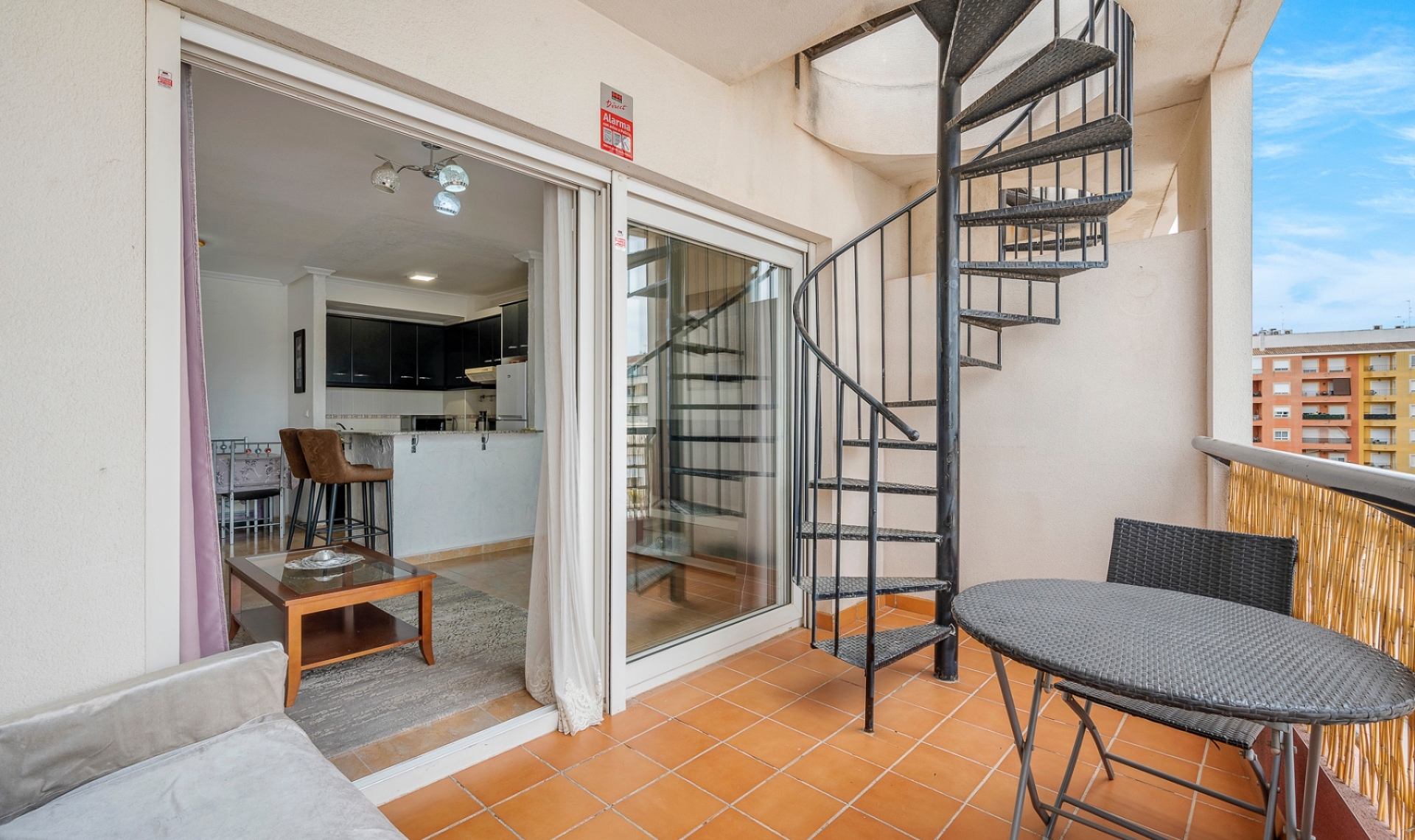 Další prodej - Penthouse -
Almoradí