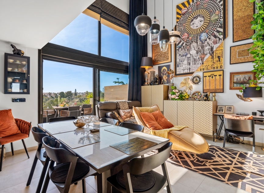 Další prodej - Penthouse -
Villamartín