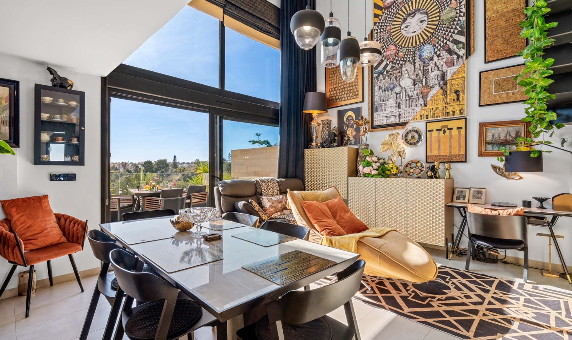 Další prodej - Penthouse -
Villamartín