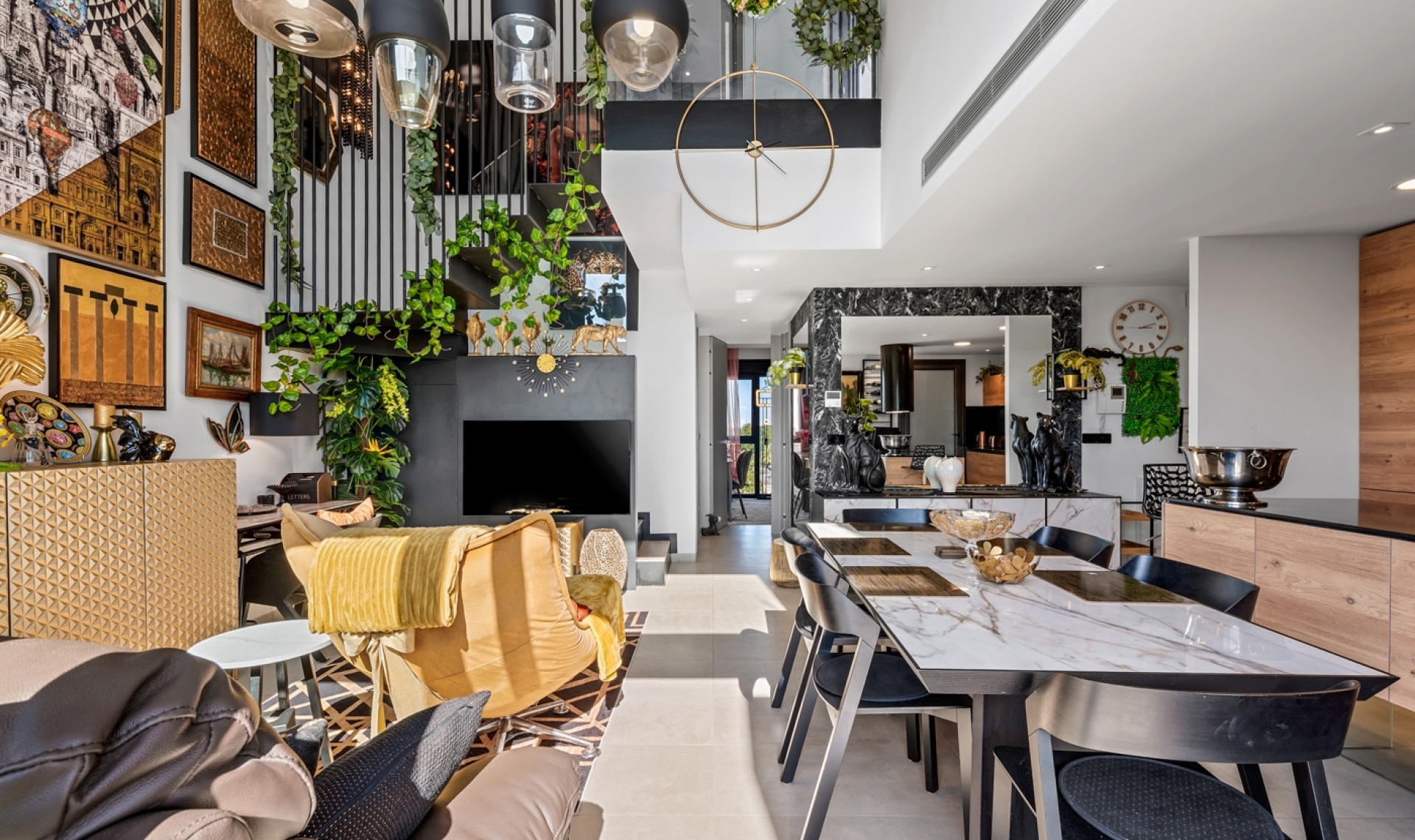 Další prodej - Penthouse -
Villamartín