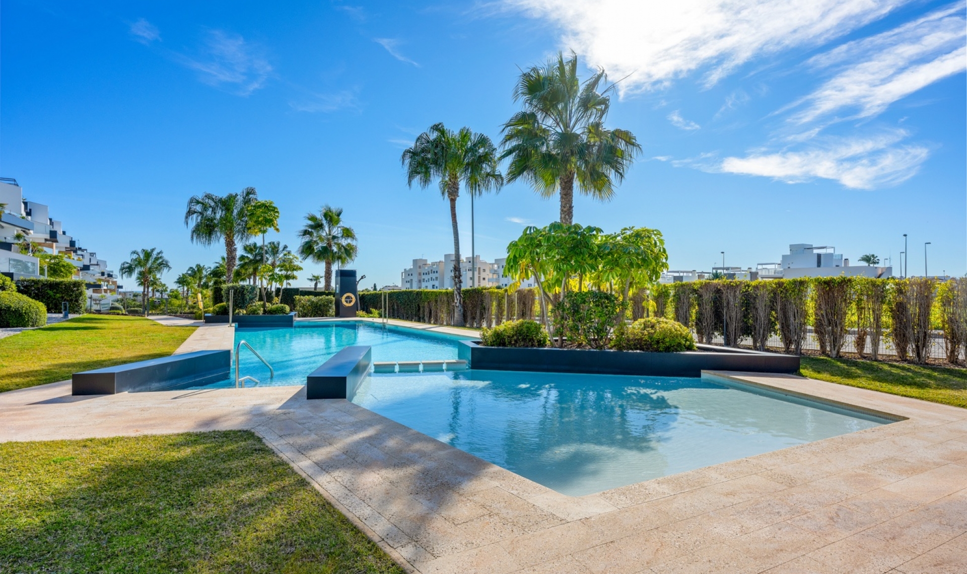 Další prodej - Penthouse -
Villamartín