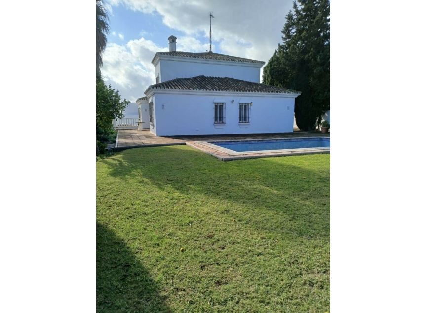 Další prodej -  -
Pueblo Nuevo de Guadiaro