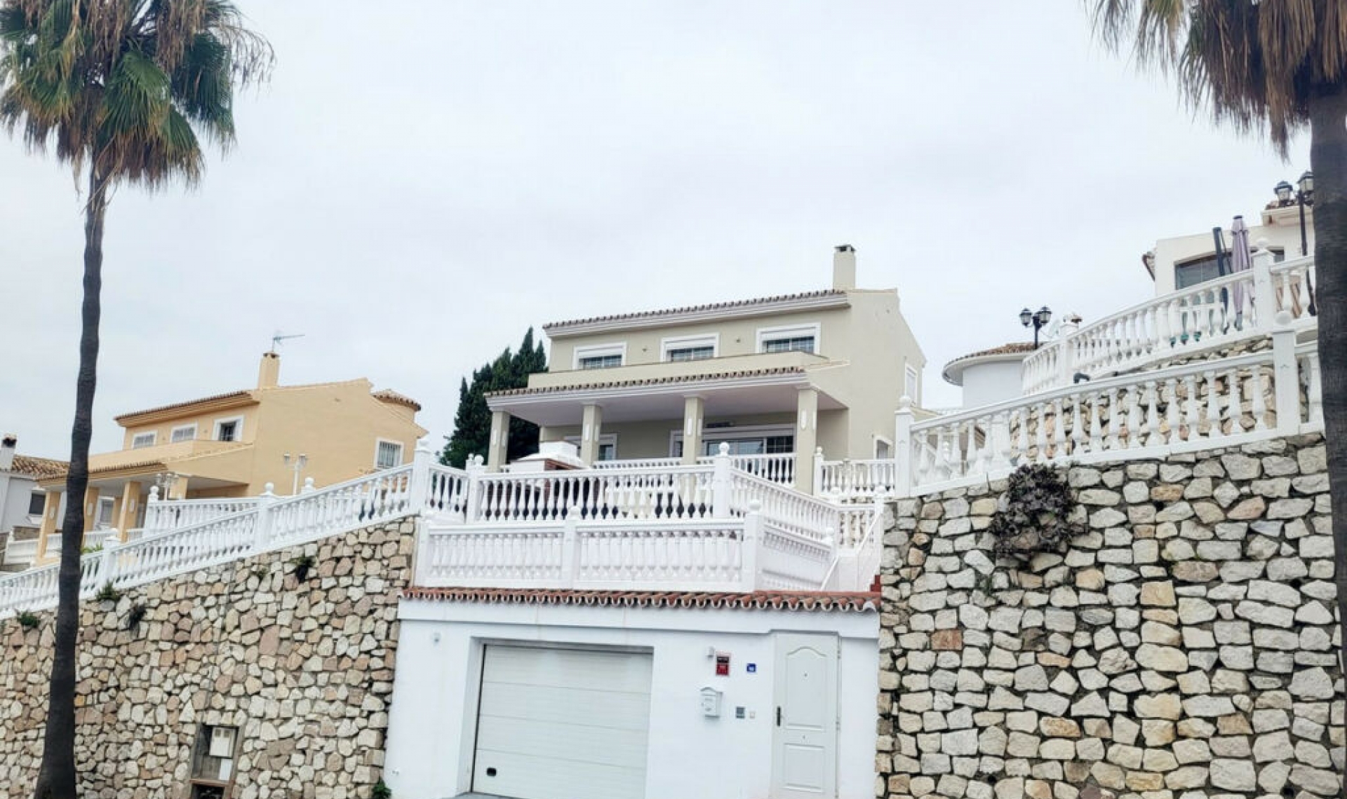 Další prodej -  -
Riviera del Sol
