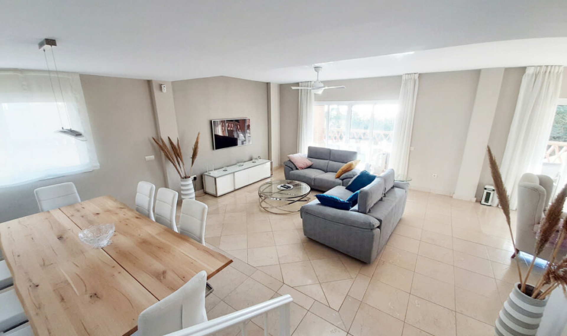 Další prodej -  -
Riviera del Sol