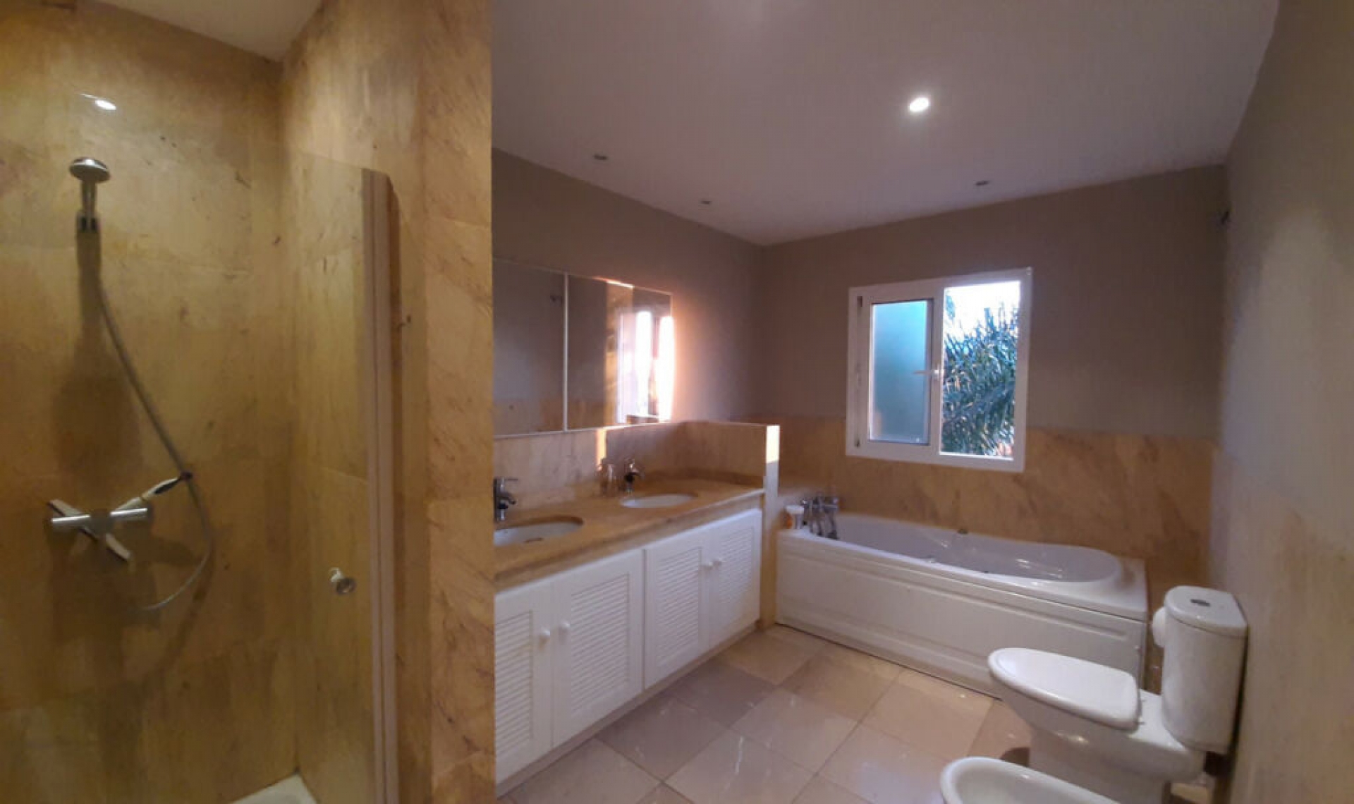 Další prodej -  -
Riviera del Sol