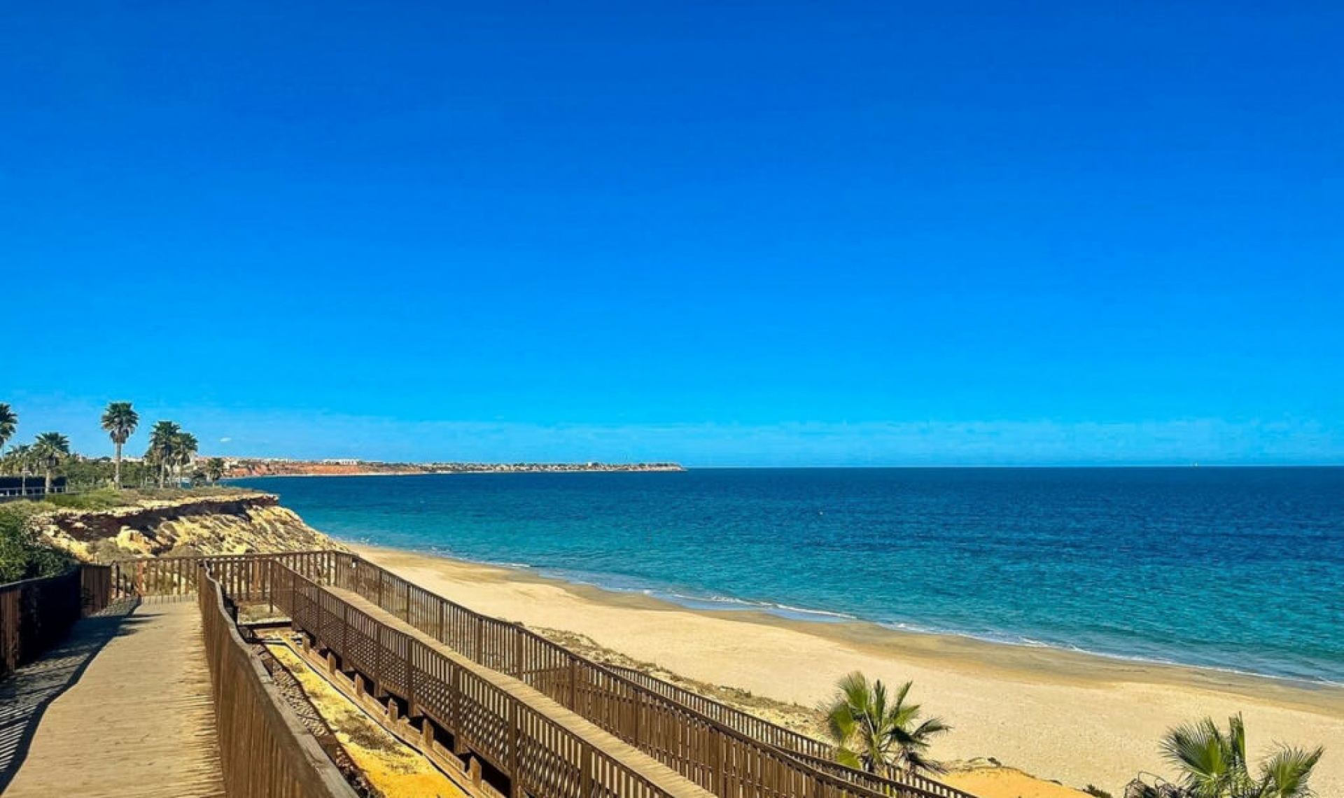 Další prodej -  -
Santiago de la Ribera