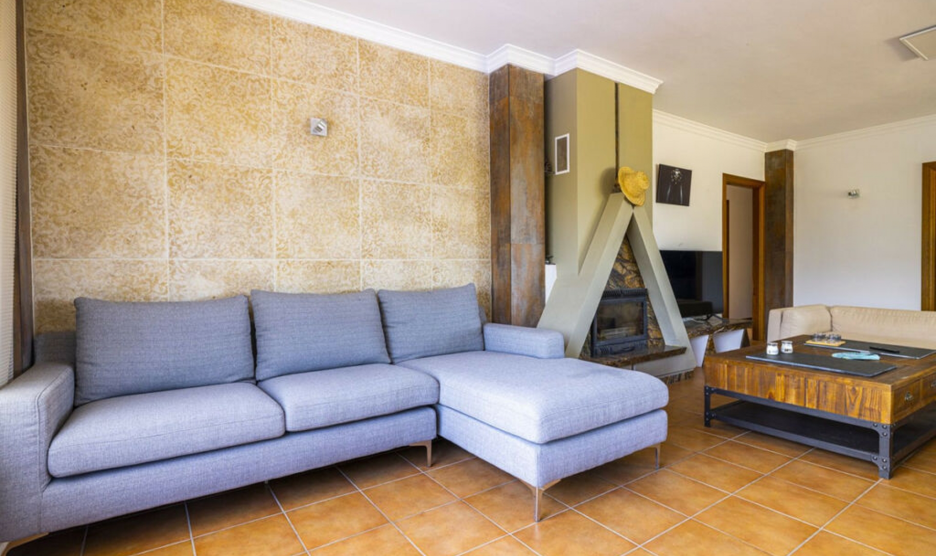 Další prodej -  -
Sayalonga