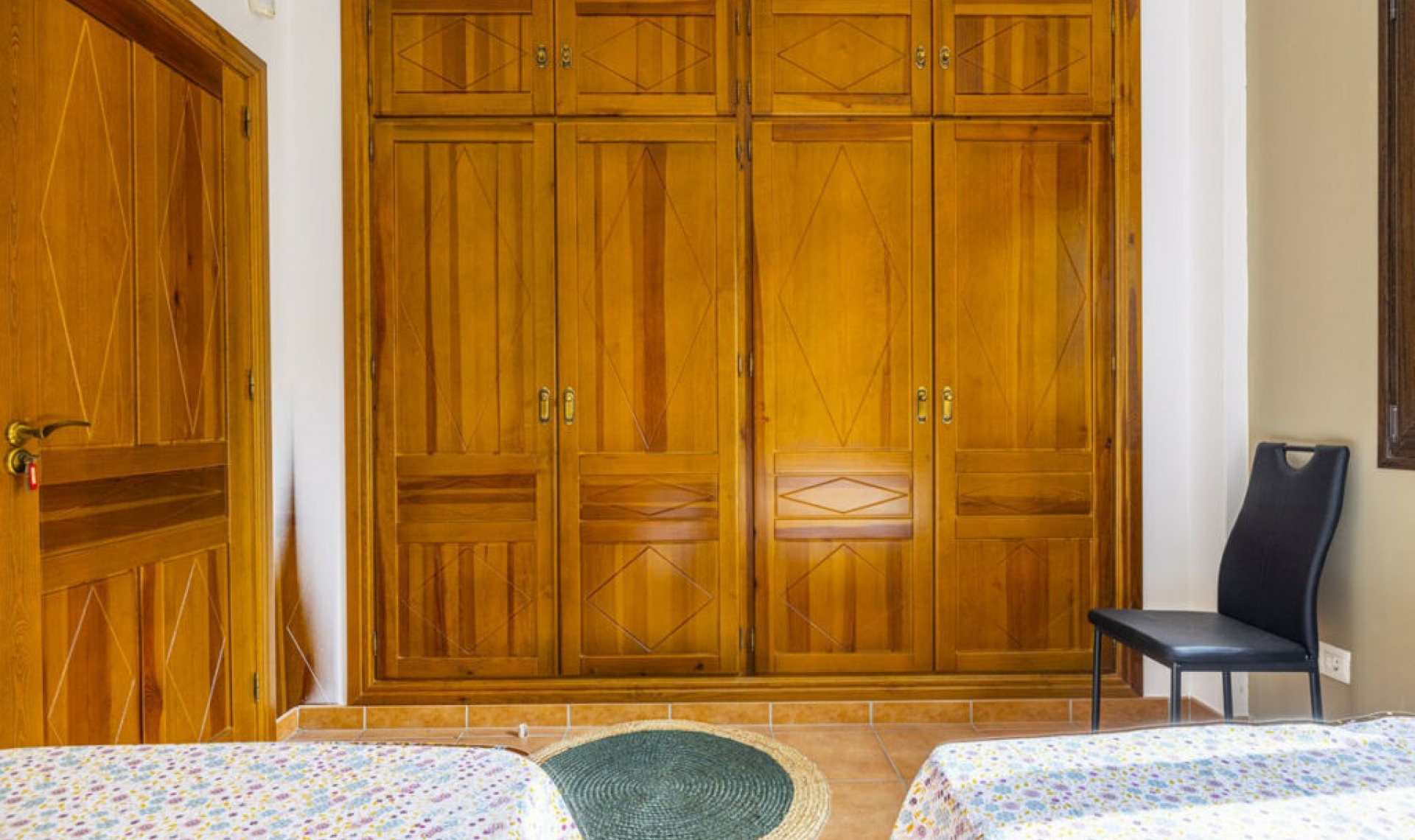 Další prodej -  -
Sayalonga