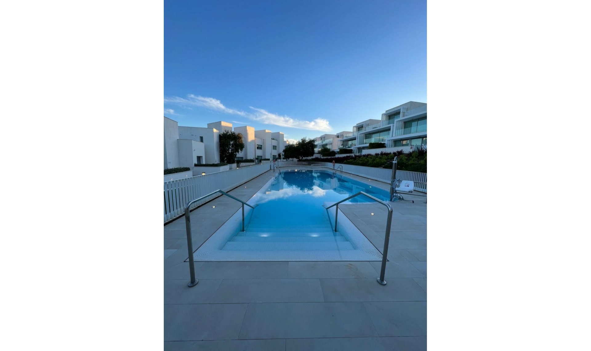 Další prodej -  -
Sotogrande