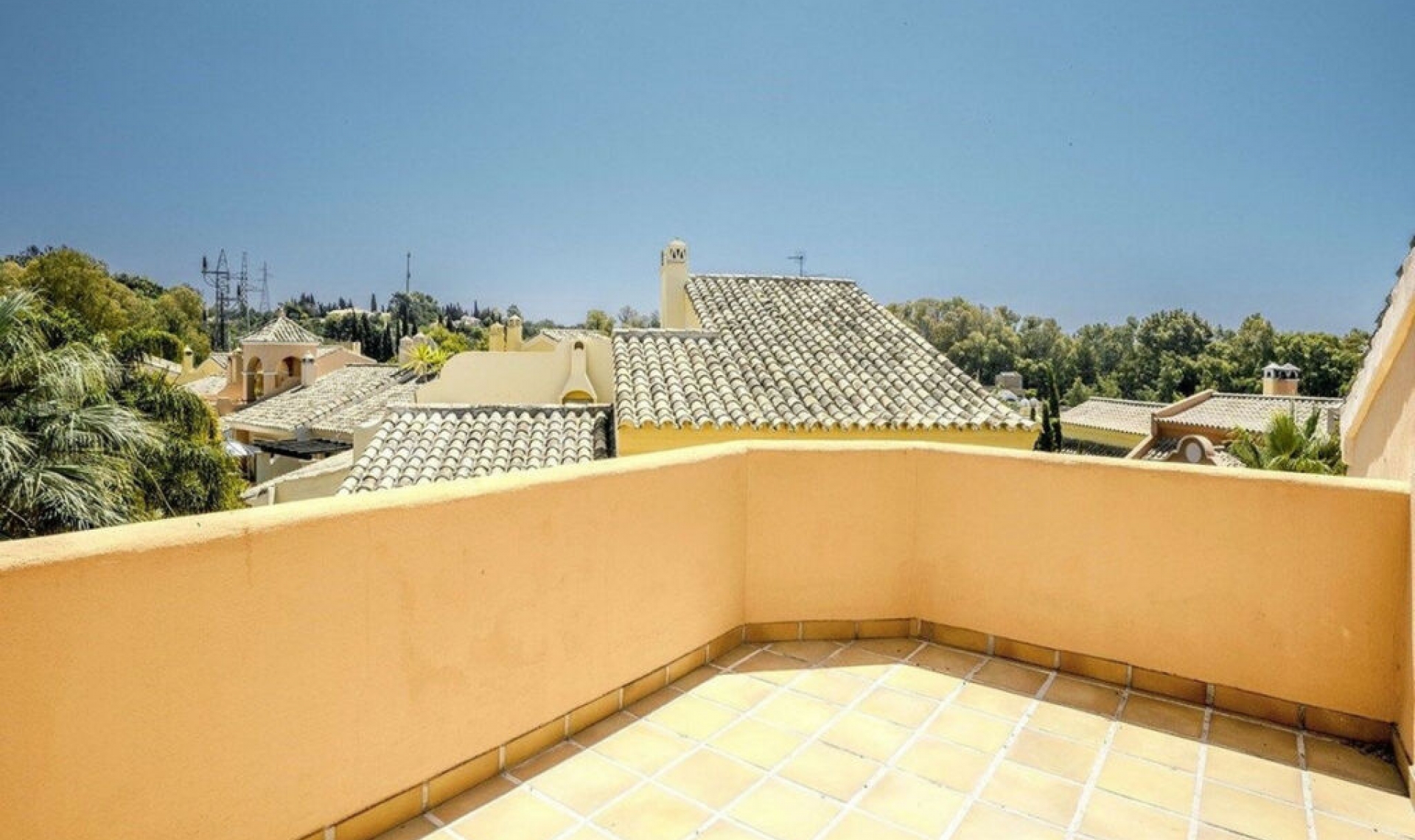 Další prodej -  -
The Golden Mile