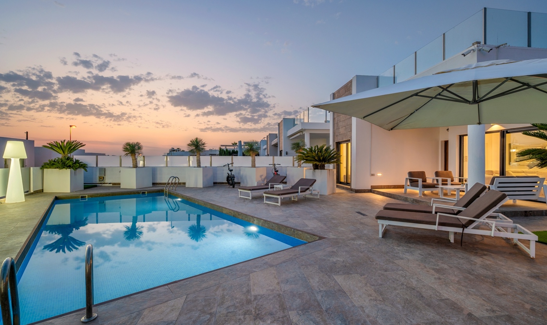 Další prodej - Vila -
Orihuela Costa - Villamartín