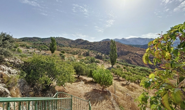 House - Resale - Alcaucín - Alcaucín