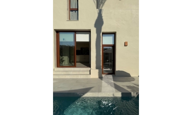 House - Resale - Cancelada - Cancelada
