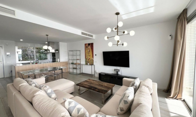 House - Resale - Cancelada - Cancelada