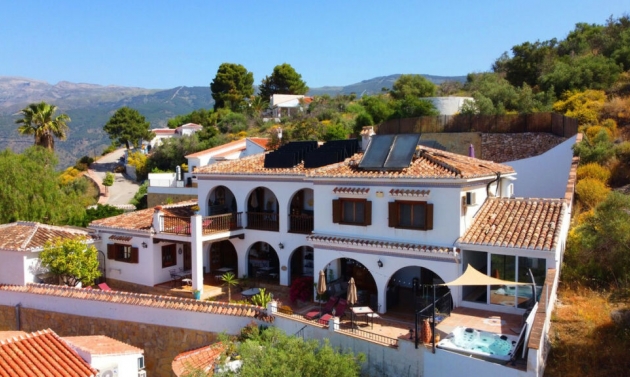 House - Resale - Cómpeta - Cómpeta