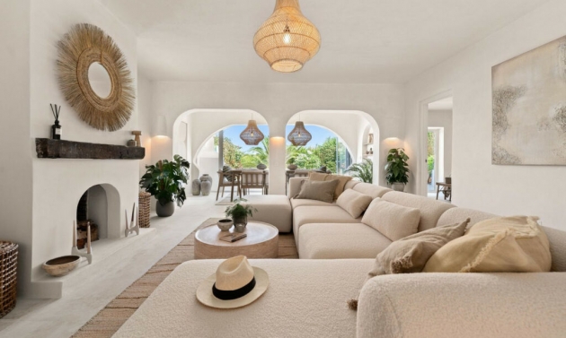 House - Resale - El Chaparral - El Chaparral