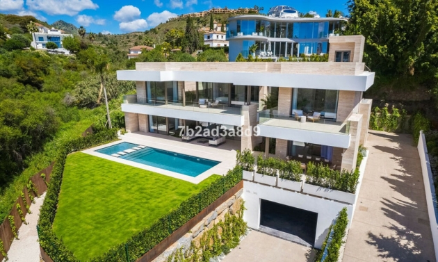 House - Resale - El Paraiso - El Paraiso