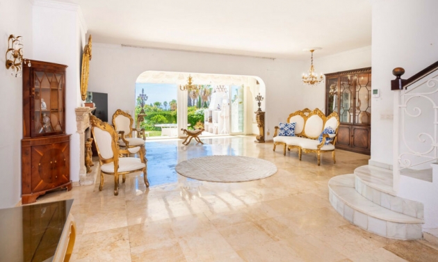 House - Resale - El Paraiso - El Paraiso