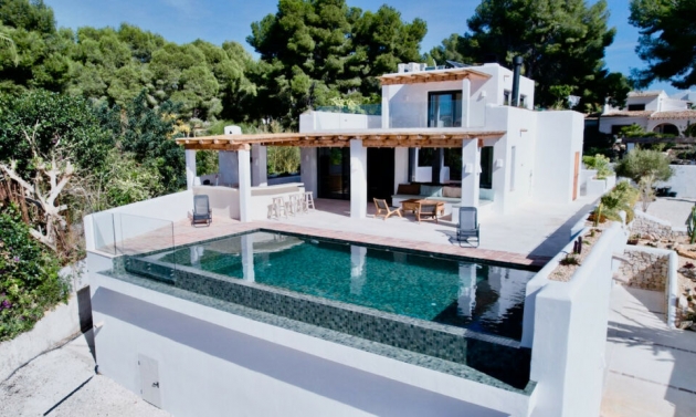 House - Resale - El Portet -
                El Portet