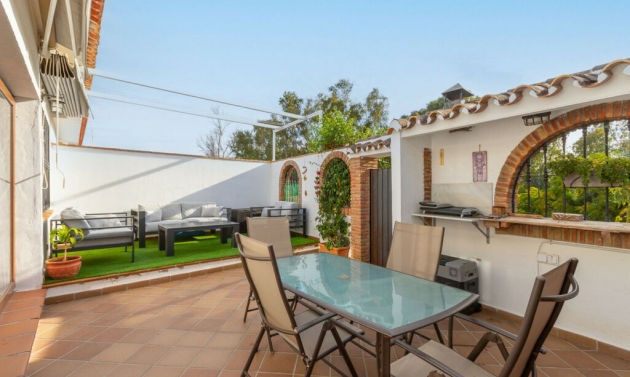 House - Resale - Elviria -
                Elviria