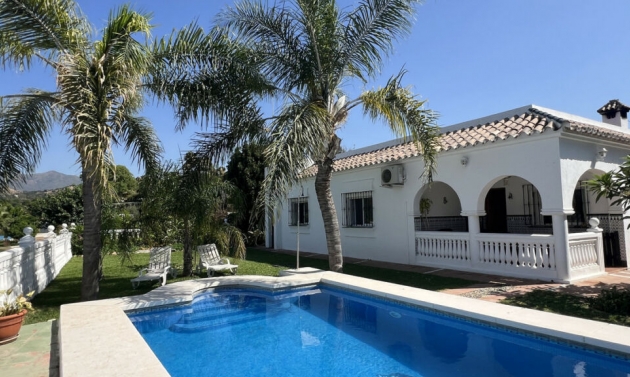 House - Resale - Estepona - CDS-46590