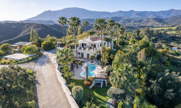 House - Resale - Estepona - CDS-74856