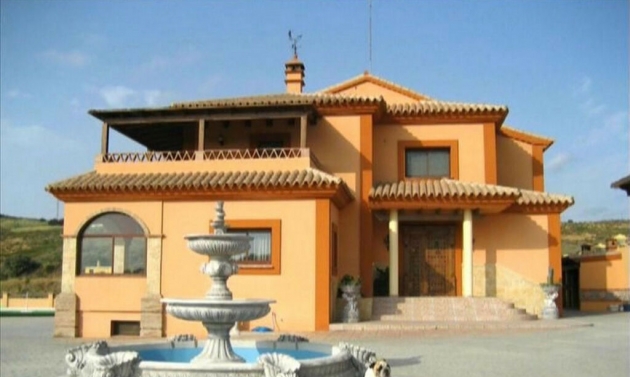 House - Resale - Estepona - CDS-99994
