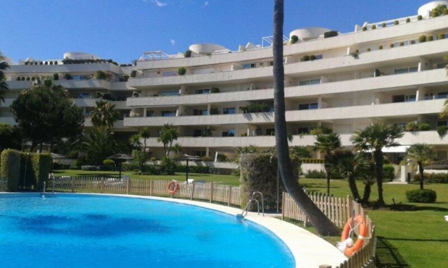 House - Resale - Estepona - Estepona