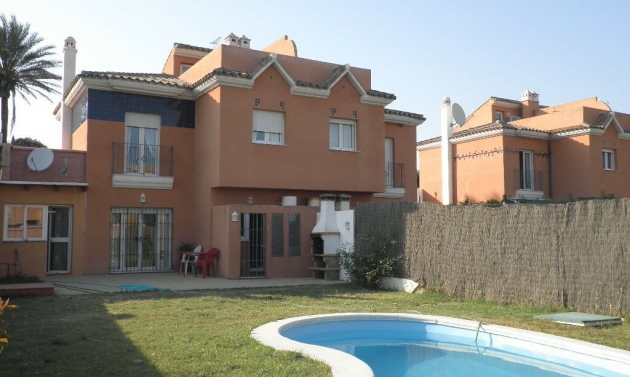 House - Resale - Estepona - Estepona