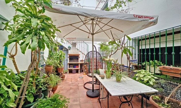 House - Resale - Estepona - Estepona
