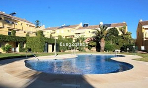 House - Resale - Estepona -
                Estepona