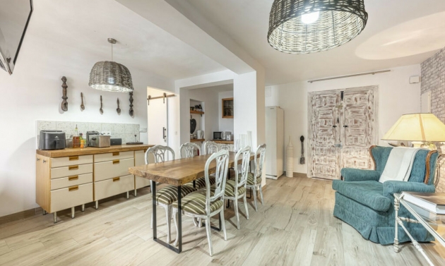 House - Resale - Estepona - Estepona