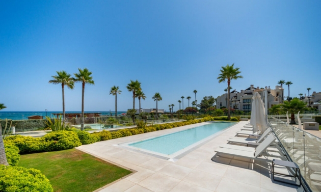 House - Resale - Estepona - Estepona