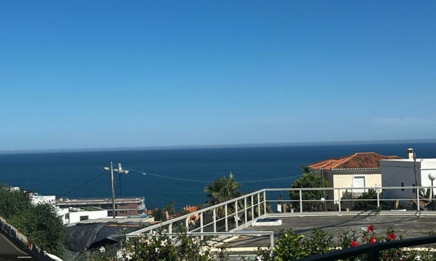 House - Resale - Estepona - Estepona