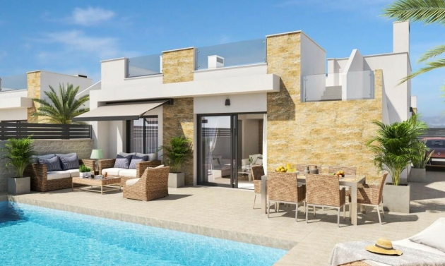 House - Resale - La Marina -
                La Marina
