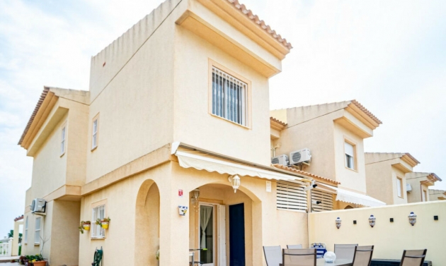 House - Resale - La Nucía - La Nucía