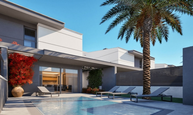 House - Resale - Los Nietos - Los Nietos