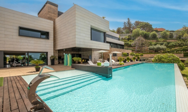 House - Resale - Málaga Este - Málaga Este