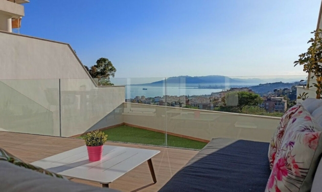 House - Resale - Málaga - Málaga