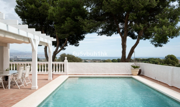 House - Resale - Málaga - Málaga