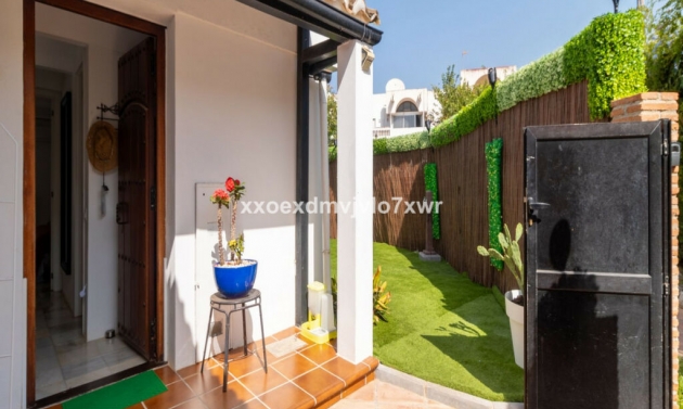 House - Resale - Málaga - Málaga
