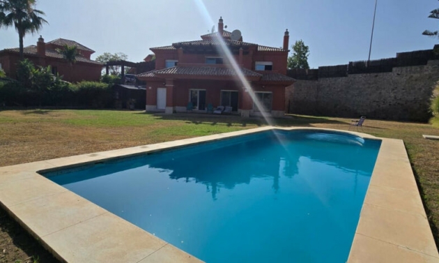 House - Resale - Marbella - Marbella