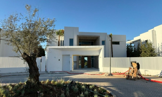 House - Resale - Marbella - Marbella
