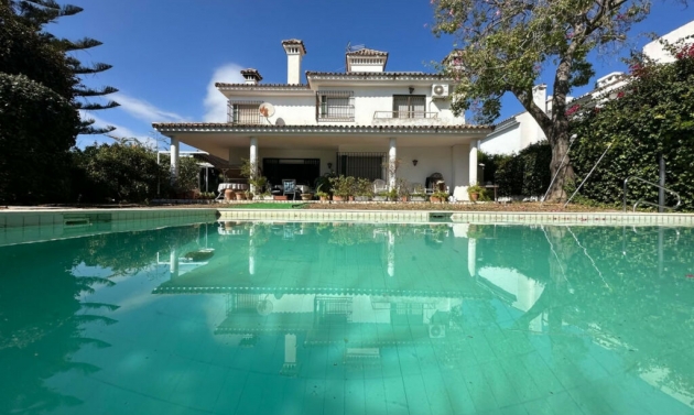 House - Resale - Marbella - Marbella