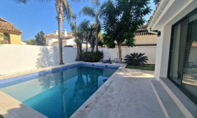 House - Resale - Marbella - Marbella
