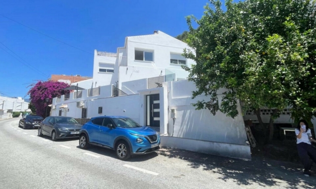 House - Resale - Nueva Andalucía - CDS-46214