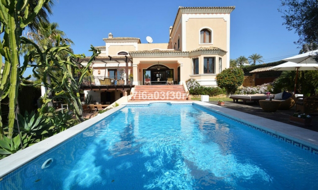 House - Resale - Nueva Andalucía - Nueva Andalucía