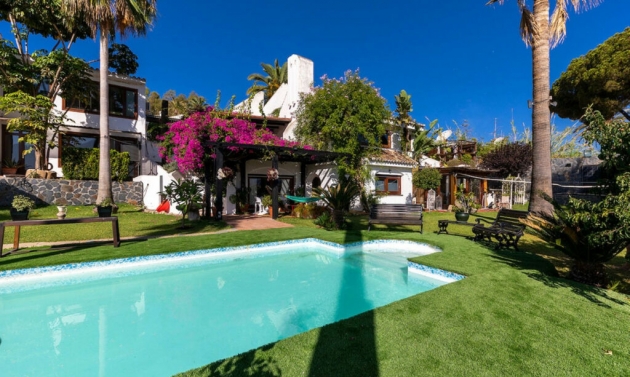 House - Resale - Nueva Andalucía - Nueva Andalucía