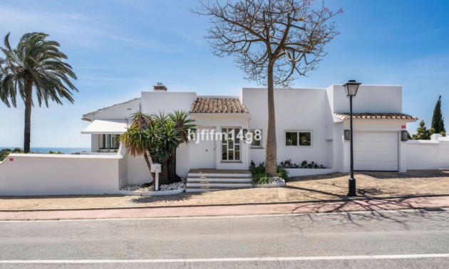 House - Resale - Nueva Andalucía - Nueva Andalucía
