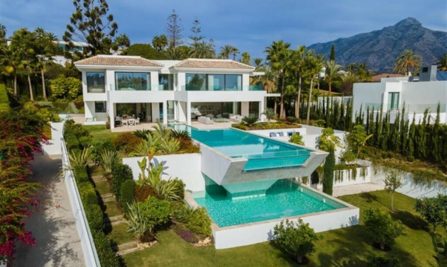 House - Resale - Nueva Andalucía - Nueva Andalucía